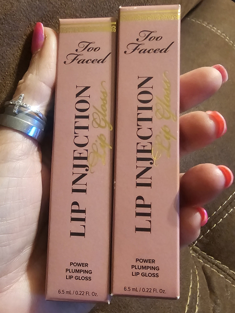 NEW in Box (2) Too Faced Lip Injection Lip Gloss - Just Friends FULL size x (2) - Picture 1 of 6
